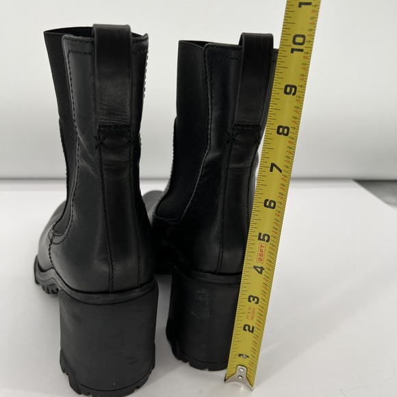Rag & Bone Shiloh Boot Size 40 US 10 Black Leather Lug Sole Chelsea Ankle Bootie - Picture 12 of 14